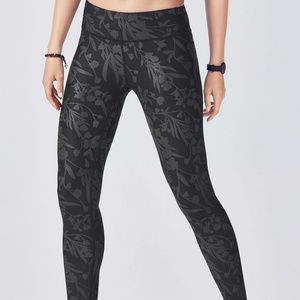 NEW! Fabletics SALAR POWERHOLD Workout Legging M